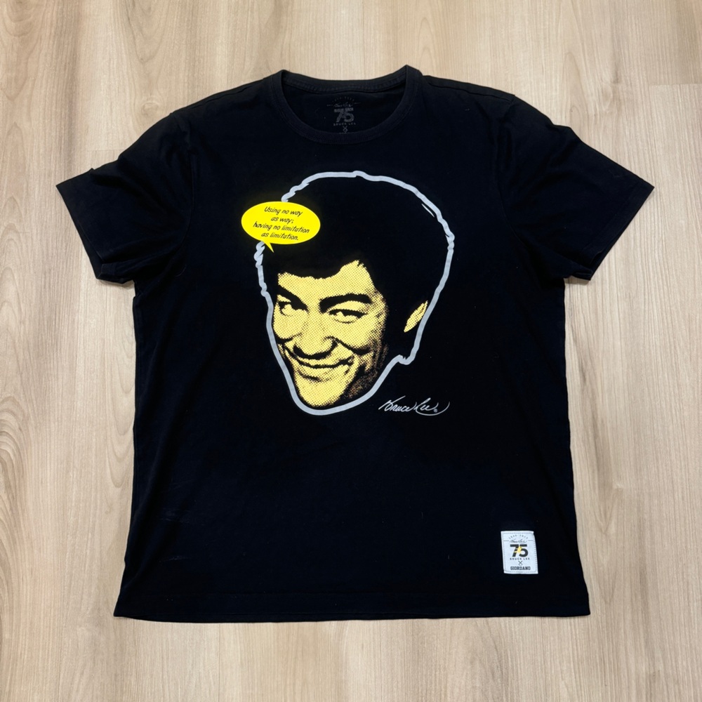 Men’s L Giordano X Bruce Lee Black Graphic Tshirt print to commemorate 75yrs
